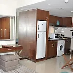 Phoenix Plaza Hotel Apartments